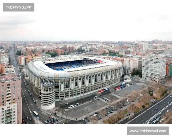 皇马将伯纳乌临时改造成圣诞主题乐园,门票售罄